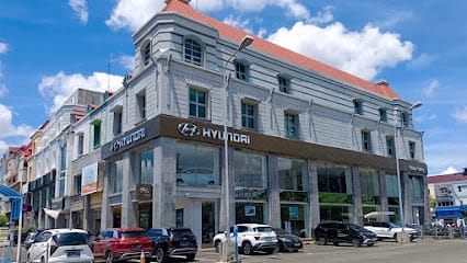Showroom Hyundai Kelapa Gading tampak depan di Jakarta Utara